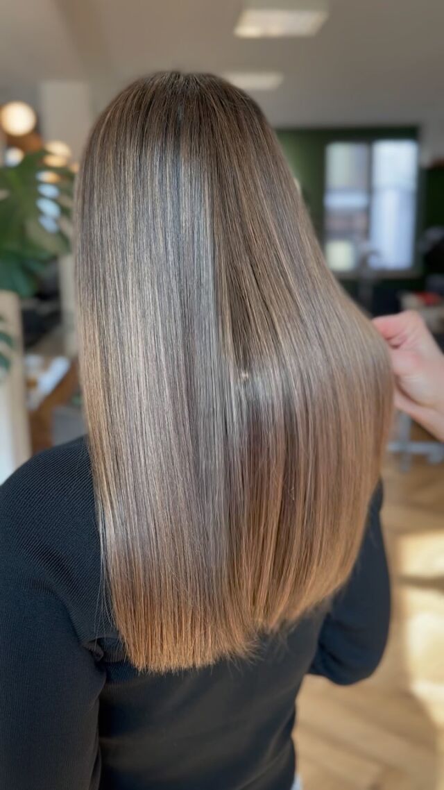 Koloryzacja włosów autorstwa Mileny @_milena_ciepielewska_ 
#koloryzacjawłosów #blondrefleksynawłosach